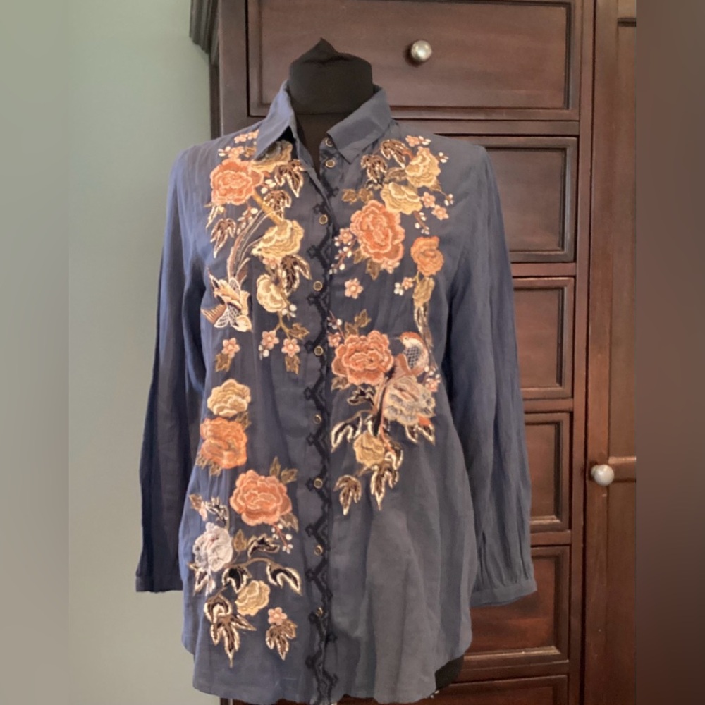 NWT Sundance Cotton button down w/ Floral & Bird Embroidered Design NWTS